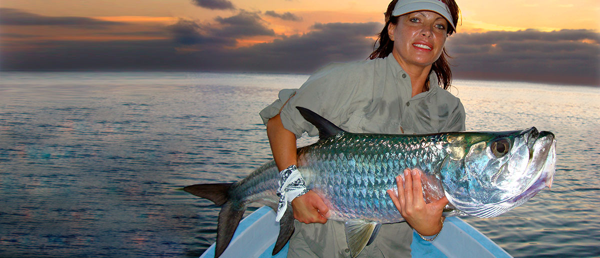 Mirjana Pavlic mit schoenem Tarpon Scientific Anglers Fliegenschnur