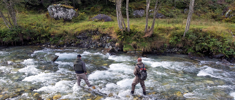 Simms Dry Creek Rucksack schuetzt vor Witterungseinflüssen