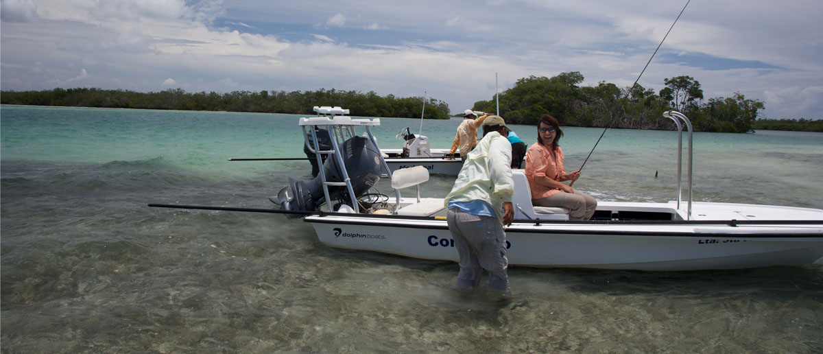 Auch das Fliegenfischen im Salzwasser vom Boot in den Channels ist für Mirjana Pavlic, Flyfishing Europe, immer etwas besonderes und macht eine Menge Spaß.