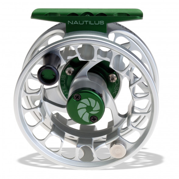 Die Nautilus Mirjana Pavlic´s MP Limited Edition Fliegenrolle in der Vorderansicht zum Fliegenfischen bei Flyfishing Europe