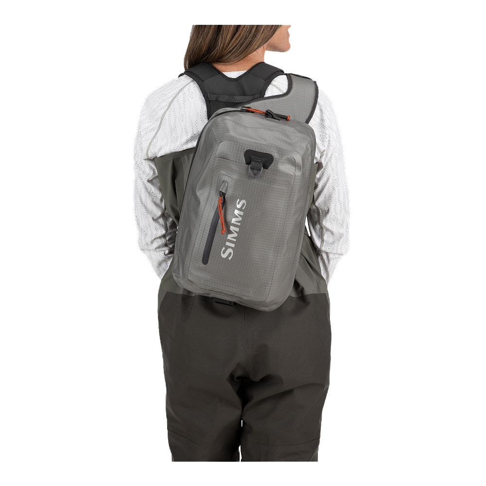 Simms Dry Creek Z Slingpack Rucksack 12L wasserdicht steel flyfishingeurope shop