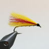 Mickey Finn gebunden mit Bucktail rot/gelb zum Fliegenbinden unter Fliegenbindematerial bei FFE