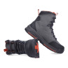 Simms Freestone Boot gunmetal Rubber Vorder und Seitenansicht