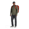 Simms Tailwind Duffel 50L Simms orange als Rucksack getragen Vorderansicht