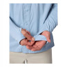 Simms Latitude BiComp Shirt steel blue integriertes Detail verlaengerte Aermel mit Daumenschlaufen