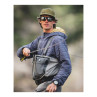 Simms Fall Run Hooded Jacket selvedge unter der Wathose getragen