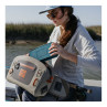 Fishpond Thunderhead Submersible Lumbar eco shale im Einsatz auf dem Boot