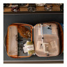 Fishpond Backwater Fly Tying Kit Fliegenbindetasche Einsatzbeispiel