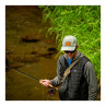 Fishpond Heritage Lightweight Hat im Einsatz am Wasser